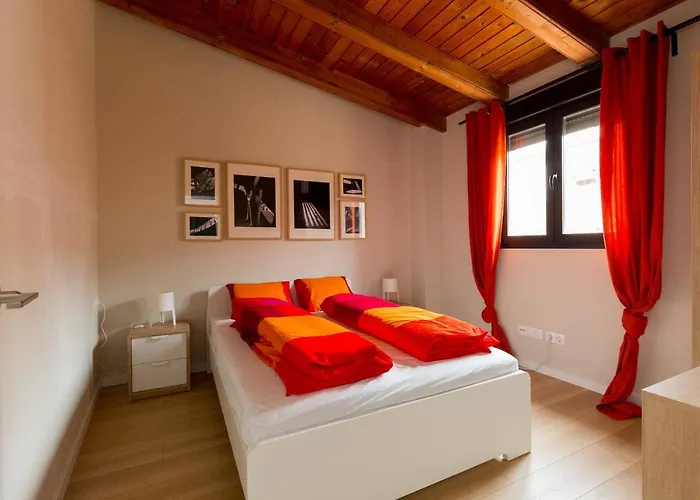 Апартаменты Ca3 - Duplex De Dos En El Centro Historico Con Garaje *