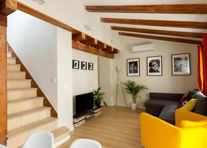 Ca3 - Duplex De Dos En El Centro Historico Con Garaje *